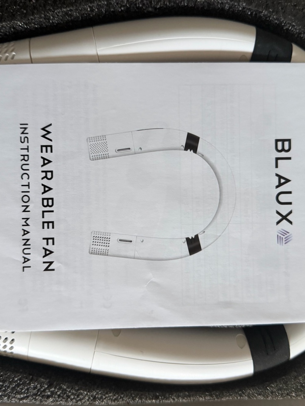 Blaux Wearable Neck Fan - White - Picture 4 of 4